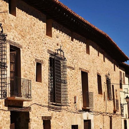 Hostal Restaurante San Millan Orihuela del Tremedal Esterno foto